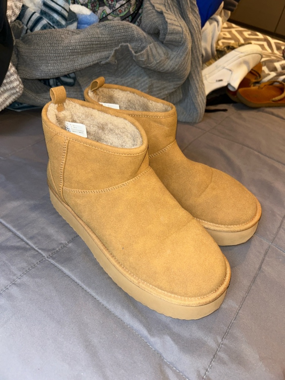 American Eagle Outfitters Women's Faux-Suede Ankle Slippers in Camel